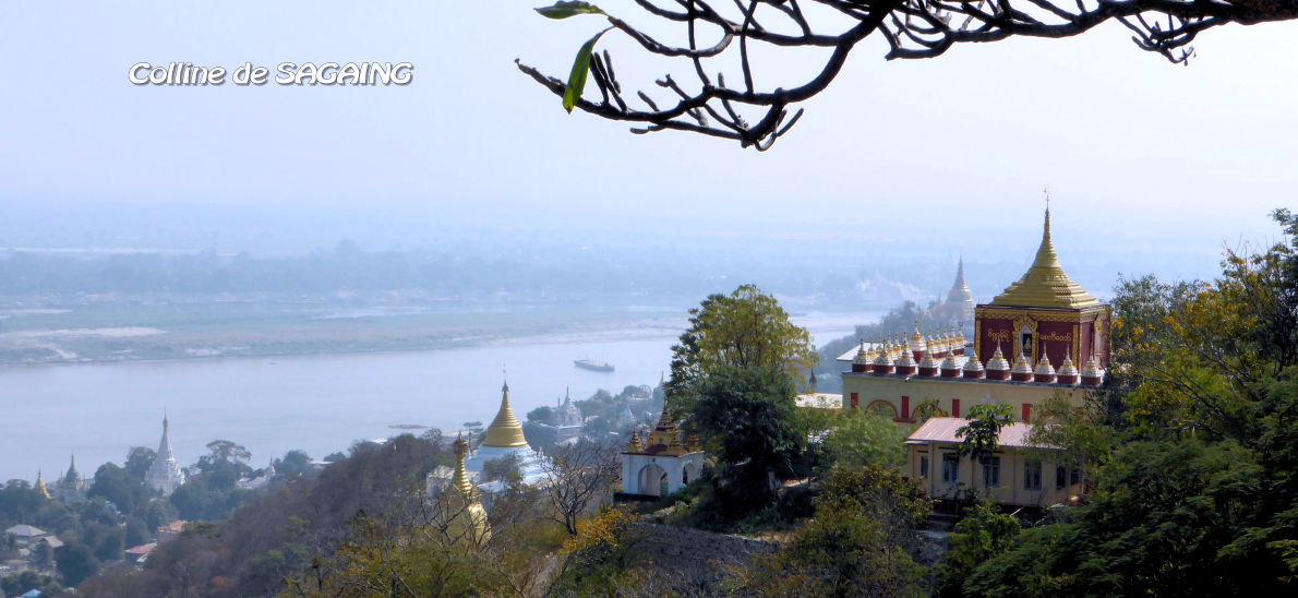 Colline aux 1001 stupas