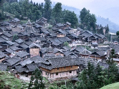 Village de Xiage dans les rizières