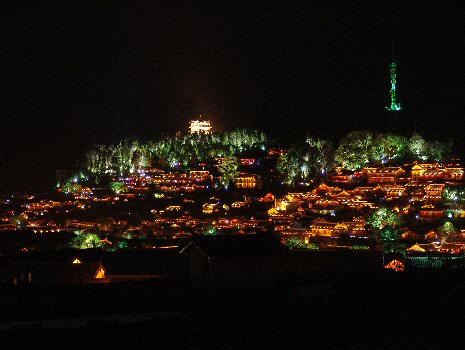 Nuit sur Lijiang depuis notre guesthouse