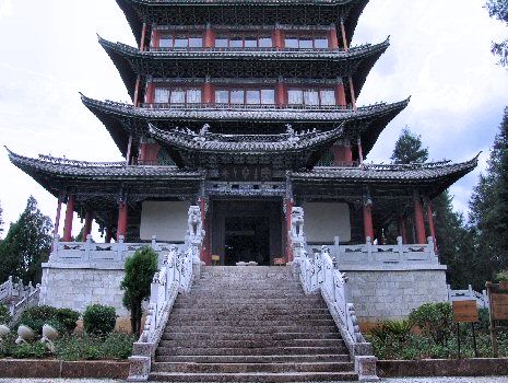 Tour sommitale de la colline du Lion  Lijiang