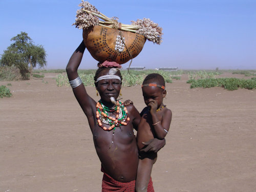 Mere Dasanetch et son enfant 