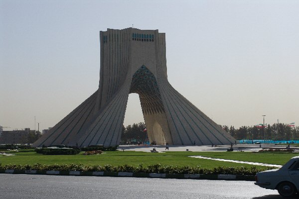 Porte Azadi, Sud Teheran