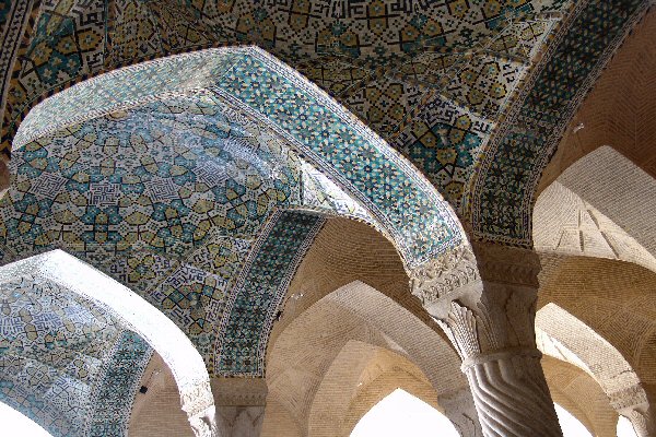 Plafond dans la mosquée du Régent