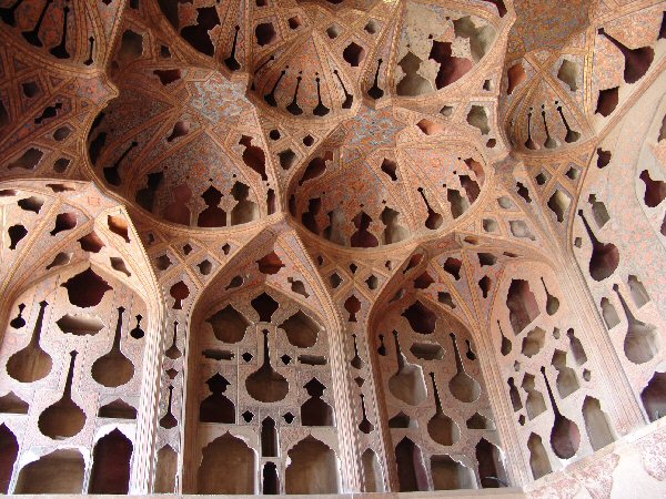 Plafond à caisson de la Porte d'Ali