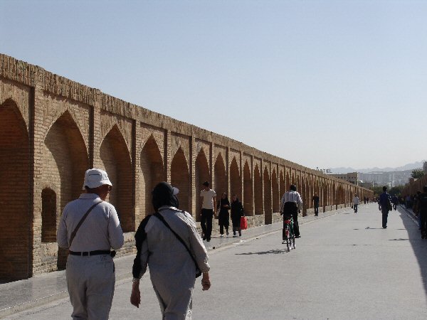 Pont des 33 Arches