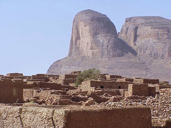 Hombori porte du Sahara