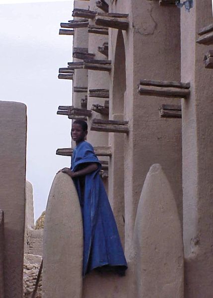 Enfant sur la mosque