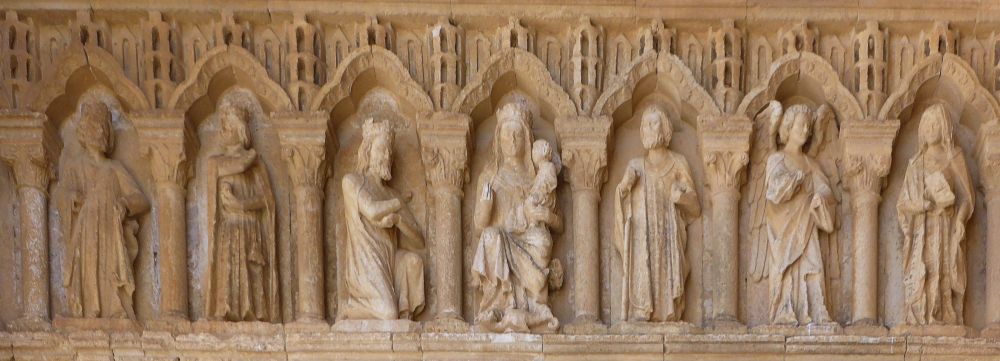 Villacazar : linteau du porche