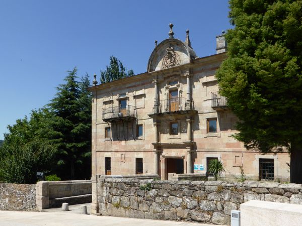 Sarria Monastère de la Madelein