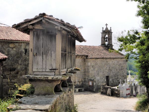 Horreos de San Xulian