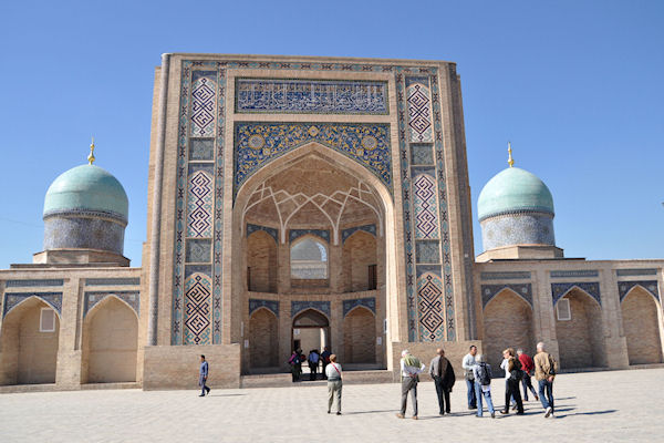 Madrasa Barak Khan