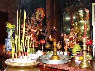 Bouddha de la pagode Vinh Nghiem