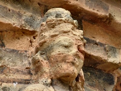 Tour Cham Détail de sculpture